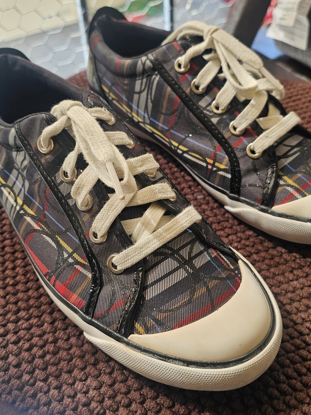 Coach Plaid Tartan Canvas Sneakers Black Patent Leather Women's Size 8